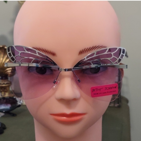 Betsey Johnson Silver and Purple Winged Sunglasses NWT - Picture 1 of 5